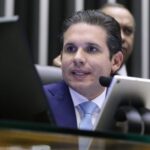 Motta diz que há compromisso do governo em discutir reestruturação de carreiras não contempladas - Notícias