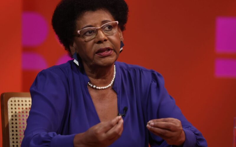No DR com Demori, Cida Bento debate a desigualdade racial no Brasil