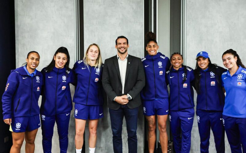 Novo presidente da CBF projeta mais investimentos no futebol feminino