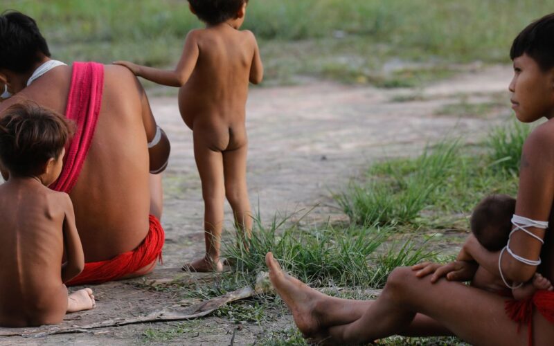 Número de óbitos no território Yanomami teve redução de 21% em 2024
