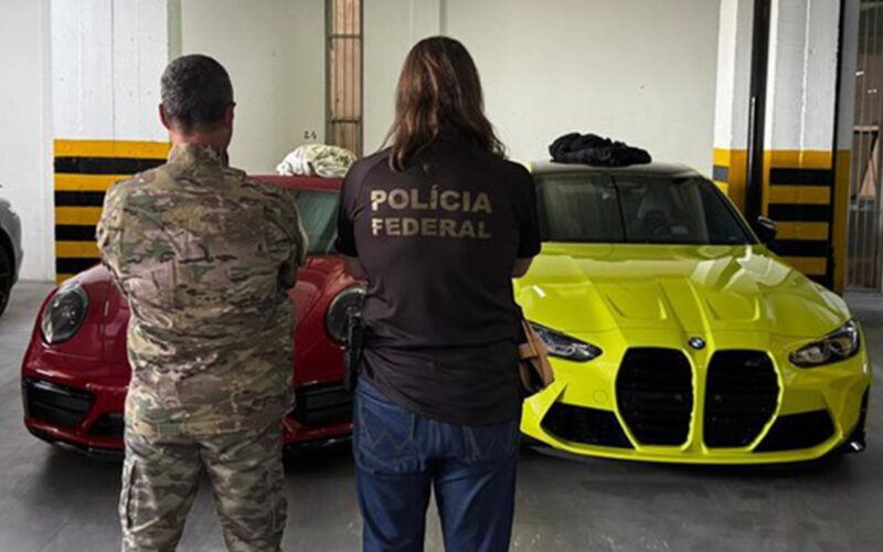 PF apreende veículos de luxo atribuídos ao Careca do INSS