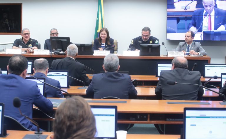 Parlamentares querem incorporação de policiais ferroviários e portuários em nova Polícia Viária Federal - Notícias