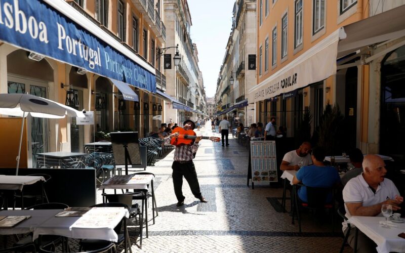 Portugal: número de brasileiros irregulares é irrisório, diz embaixada