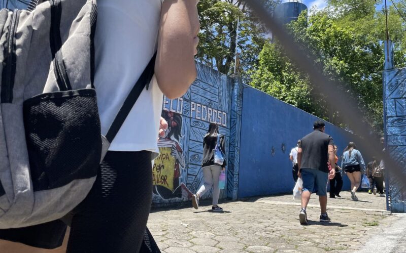 Prefeitura de SP afasta diretores de escolas mal avaliadas no Ideb