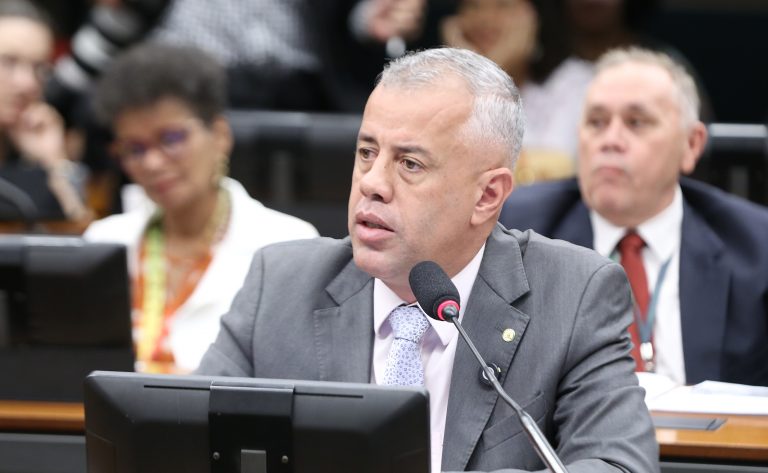 Projeto aprovado em comissão reverte ônus da prova em penhora de pequena propriedade rural - Notícias
