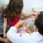 Santa Catarina já aplicou mais de 1 milhão de doses da vacina contra a gripe, mas imunização do público-alvo ainda é baixa