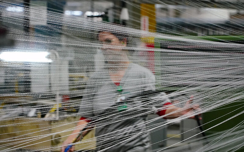 Santa Catarina segue com as menores taxas de desemprego e informalidade do país