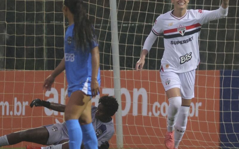 São Paulo goleia para assumir 3ª colocação do Brasileiro Feminino