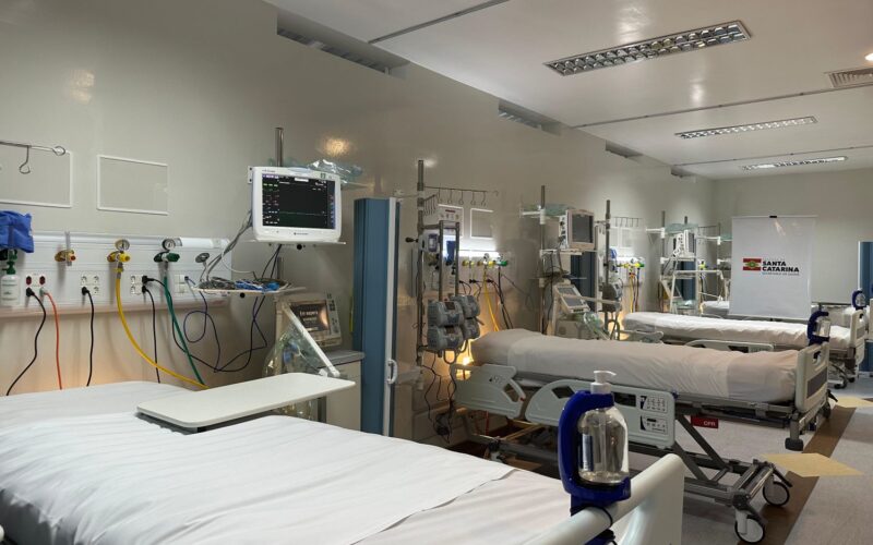 Saúde em Obras: Estado entrega revitalização da UTI no Hospital Nereu Ramos em Florianópolis