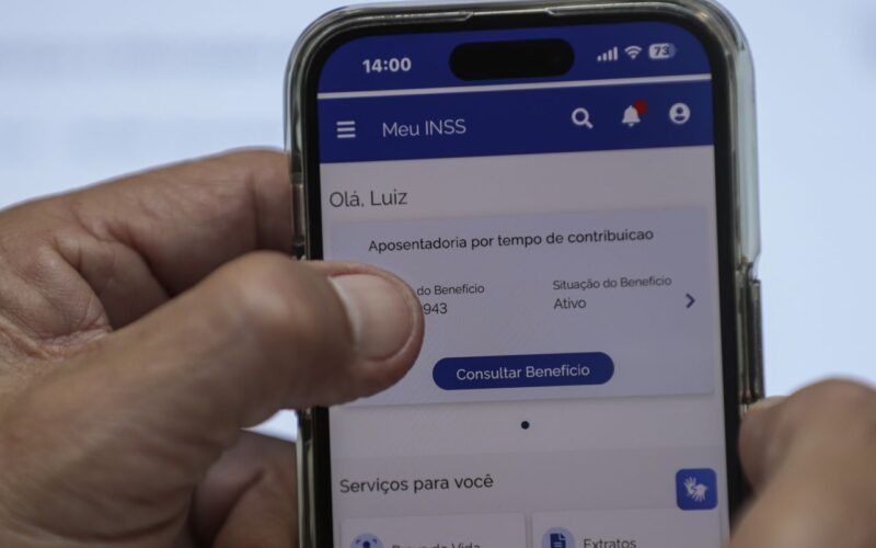 Segurados do INSS podem pedir devolução de descontos ilegais