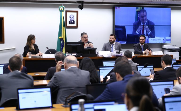 Setor elétrico diverge sobre impacto da energia autogerada na rede das distribuidoras - Notícias