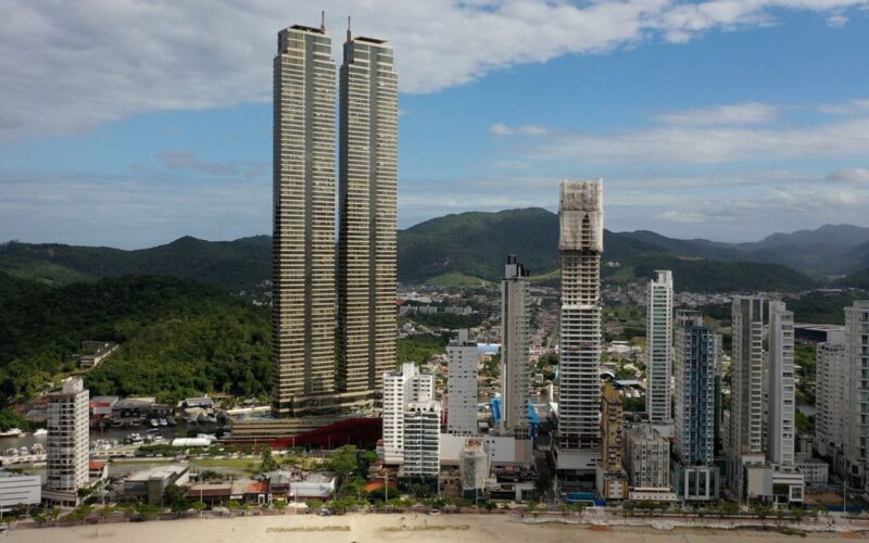 TV Brasil: Caminhos da Reportagem debate impacto de arranha-céus