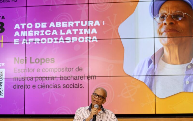 Tarefa de lideranças negras é criar consciência crítica, diz escritor