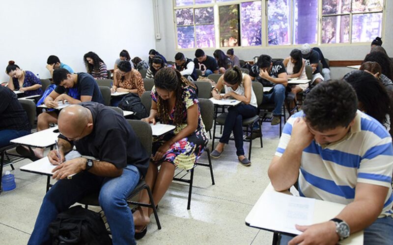 Termina nesta sexta-feira prazo de inscrição para o Encceja 2025
