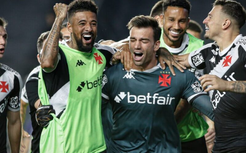 Vasco supera Operário nos pênaltis e segue vivo na Copa do Brasil