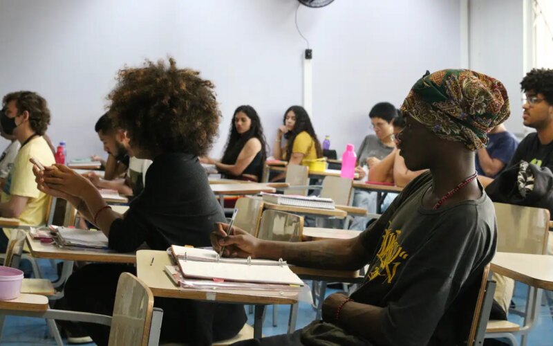 Ações afirmativas mudaram “cara da universidade no Brasil”, diz estudo