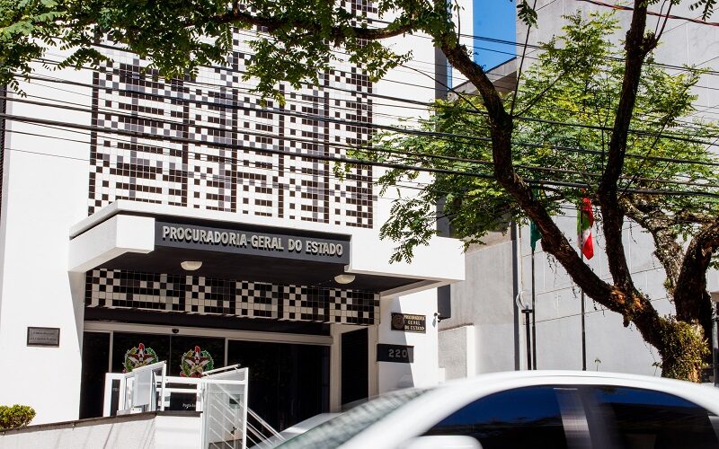 Após atuação da PGE, TJSC nega recurso e mantém processo disciplinar contra oficial da PM