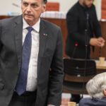Bolsonaro nega plano de golpe, pede desculpa ao STF e critica urnas