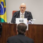 Bolsonaro nega ter recebido voz de prisão de ex-comandante do Exército