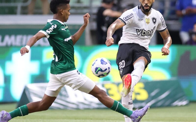 Botafogo e Palmeiras abrem oitavas de final do Mundial de Clubes