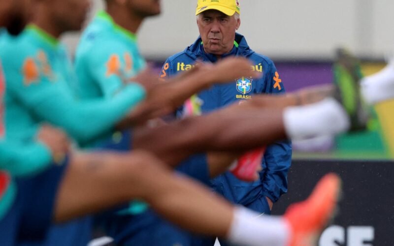 Brasil enfrenta Equador na estreia do italiano Carlo Ancelotti