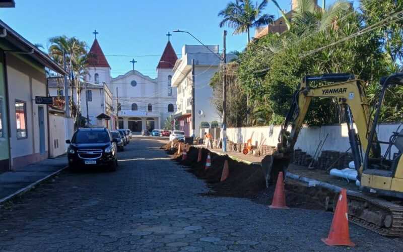 CASAN investe R$ 500 mil em novas redes para Araquari