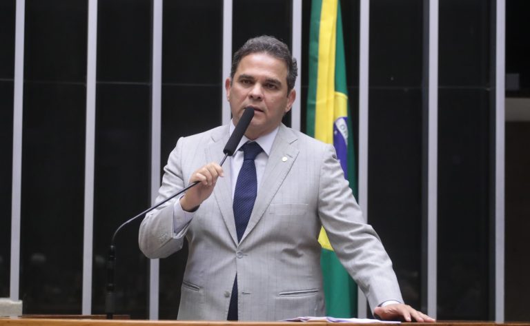 Câmara aprova MP que amplia destinação de recursos do Fundo Social do pré-sal - Notícias