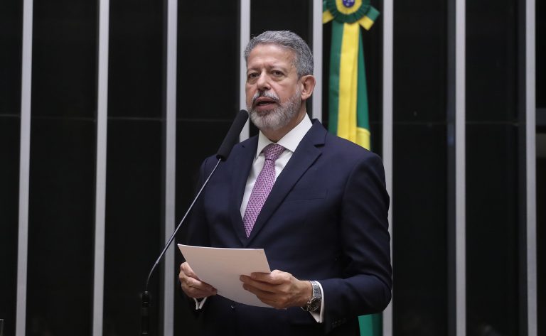 Câmara aprova projeto que altera a tabela do Imposto de Renda; acompanhe - Notícias