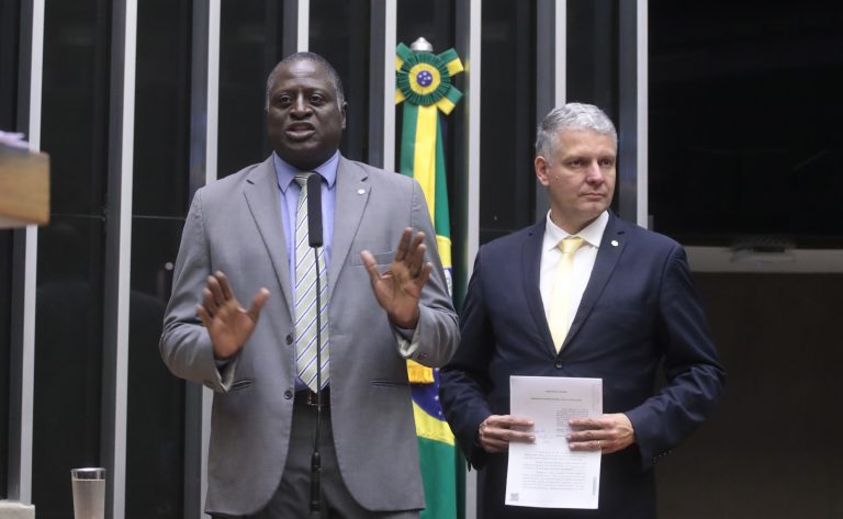 Câmara aprova projeto que aumenta pena para abandono de idoso ou pessoa com deficiência - Notícias