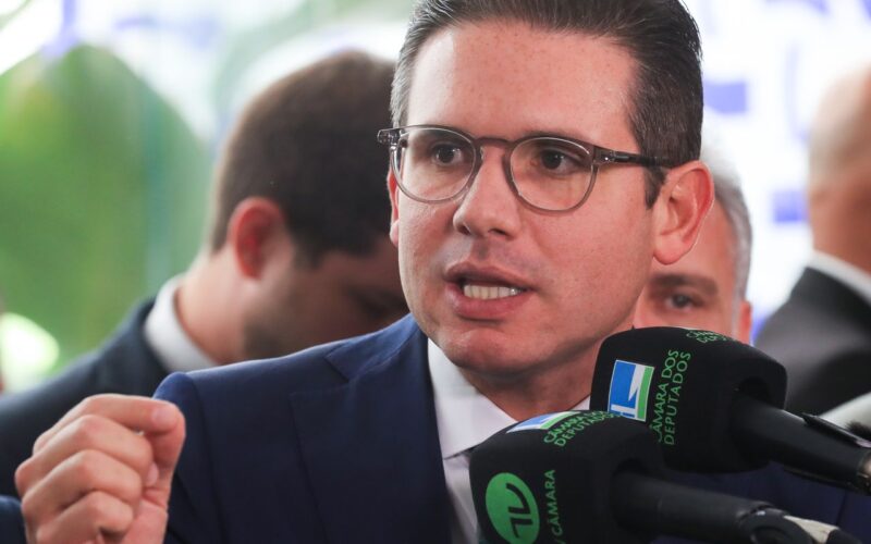 Câmara vai declarar perda do mandato de Zambelli, diz Motta