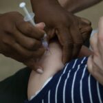 Casos de síndrome respiratória em idosos e crianças continuam em alta