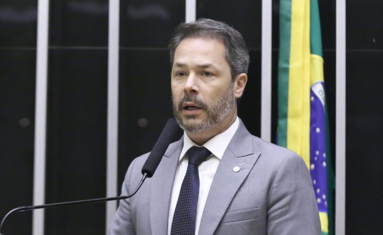 Comissão aprova competência para municípios mapearem áreas de risco de inundações - Notícias