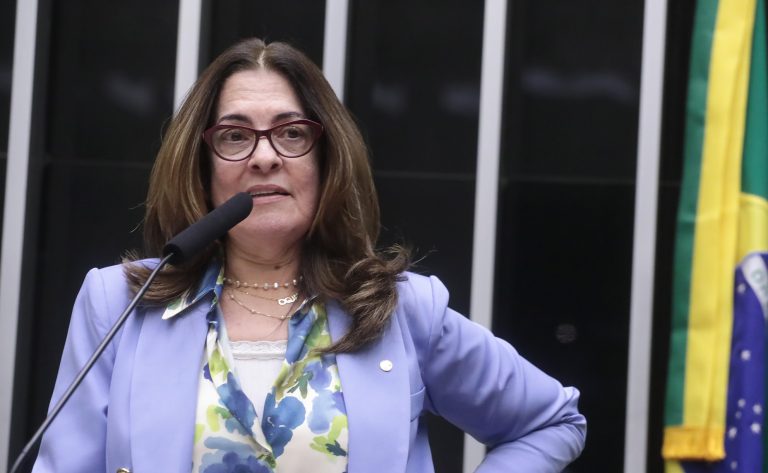 Comissão aprova garantia de emprego para convocados ao serviço militar durante contrato de experiência - Notícias