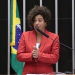 Comissão aprova licença-maternidade de 180 dias para detentoras de mandato eletivo - Notícias