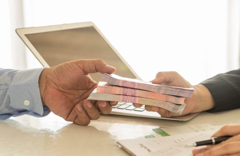Comissão aprova medida provisória que regula o empréstimo consignado para trabalhadores do setor privado - Notícias