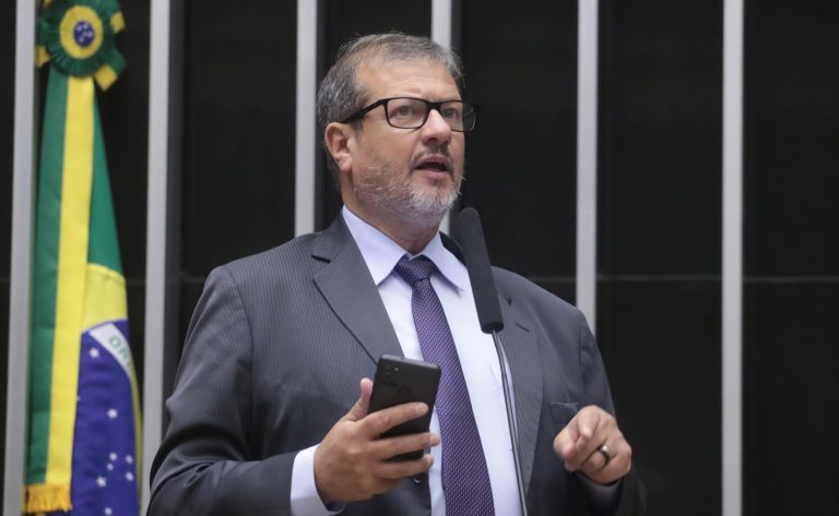 Comissão aprova novas regras sobre reciclagem de navios no Brasil - Notícias