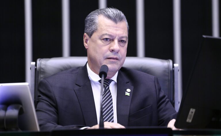 Comissão aprova permissão para cooperativa acessar fundo público de desenvolvimento - Notícias