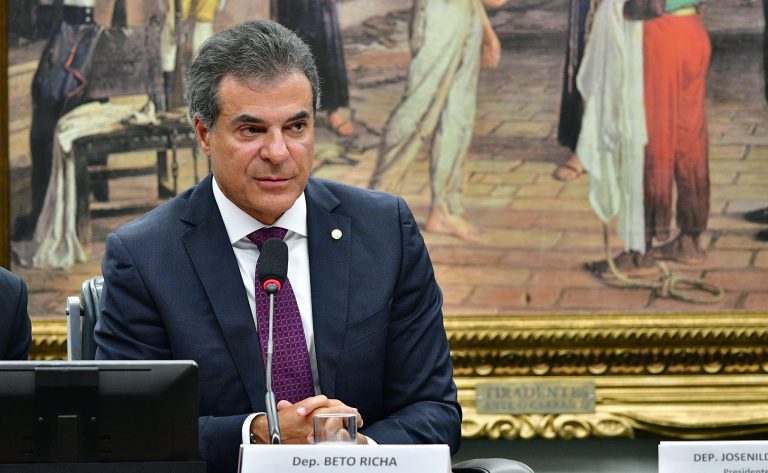Comissão aprova política de capacitação para pequenos negócios - Notícias