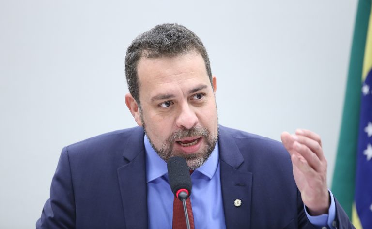 Comissão aprova prioridade ao uso de energia solar em edifícios - Notícias