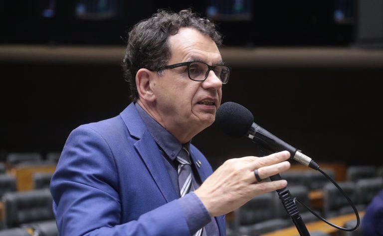 Comissão aprova projeto que assegura atendimento fisioterapêutico a pessoas idosas no SUS - Notícias