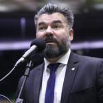 Comissão aprova projeto que susta regras sobre reavaliação psicológica e uso de armas por policiais – Notícias