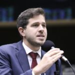 Comissão aprova reserva de 10% a 15% dos fundos eleitoral e partidário a candidaturas de pessoas com deficiência – Notícias