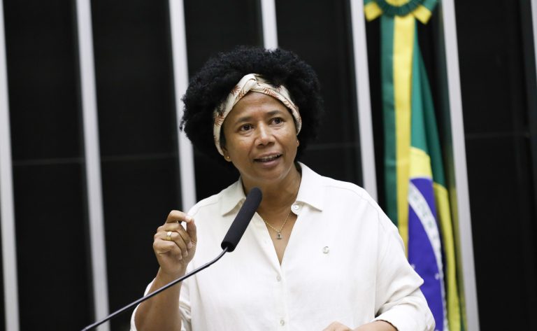 Comissão aprova responsabilidade civil por danos a pessoas idosas ou com deficiência - Notícias