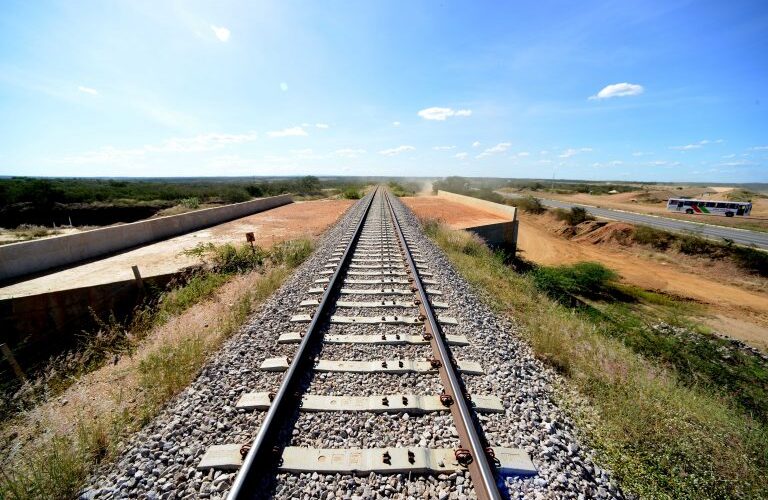 Comissão debate desafios e oportunidades para o setor ferroviário nacional - Notícias