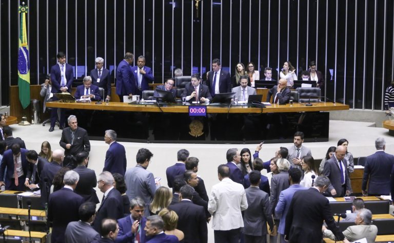 Congresso aprova ajustes nas regras sobre emendas parlamentares - Notícias