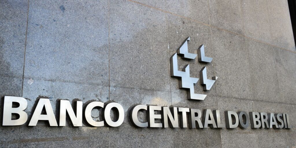 Contas públicas têm déficit de R$ 33,7 bilhões em maio