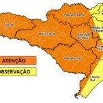 Defesa Civil de SC emite alerta para temporais entre esta quarta e quinta-feira