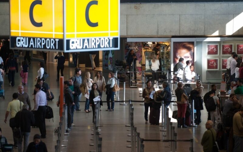 Drones do tráfico de drogas afetam 21 voos no aeroporto de Guarulhos