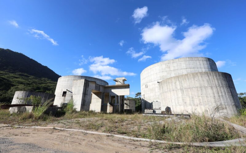 Entraves judiciais impossibilitam conclusão da obra da Estação de Tratamento de Esgoto do Rio Tavares