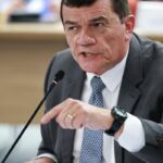 Ex-ministro diz que alertou Bolsonaro sobre gravidade de golpe